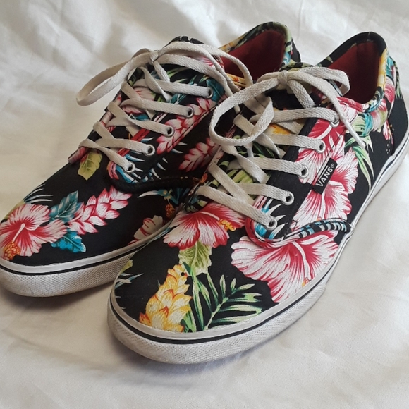 Vans Shoes - Van's Off the Wall Floral Canvas Shoe Size 10